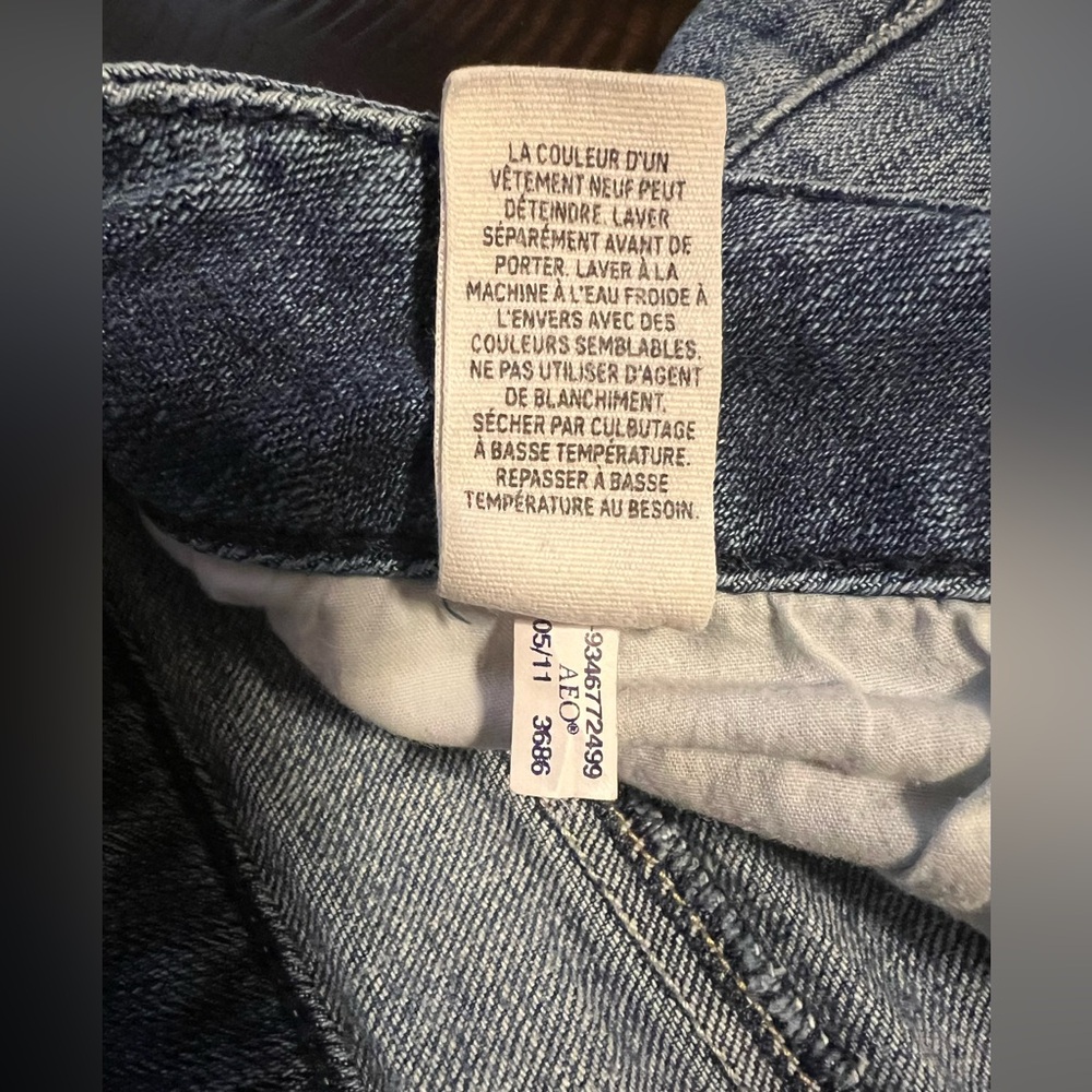 Sz 12 American Eagle jean shorts - Picture 7 of 7